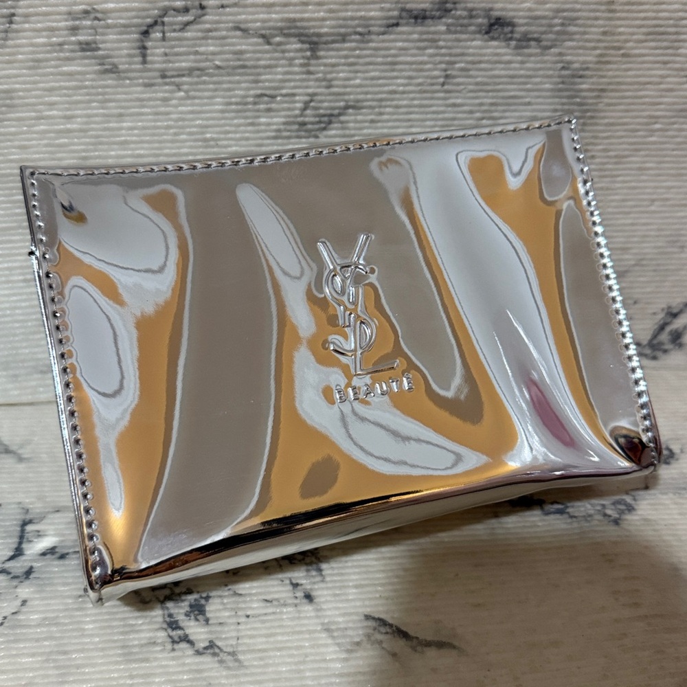 Yves Saint Laurent Metallic Silver Cosmetic Bag - Picture 4 of 7